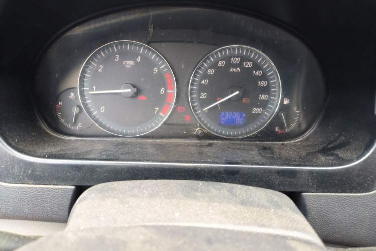 Used BAIC Weiwang M20 2014 1.5L Comfort Version BJ415B Odometer Close Up