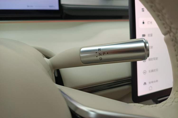 Used Hima Luxeed S7 2025 785 km Ultra