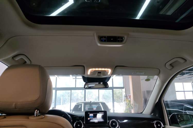 Used Mercedes-Benz V-Class 2017 V 260 Prestige Edition