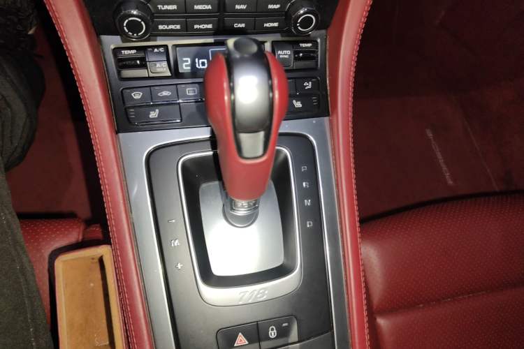 Used Porsche 718 2016 Cayman 2.0T