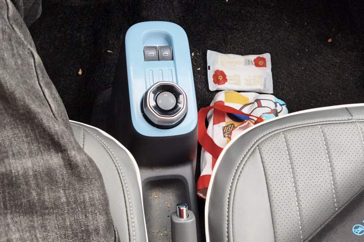 Used Geely Galaxy Panda 2024 Panda Mini 200km Endurance Bear