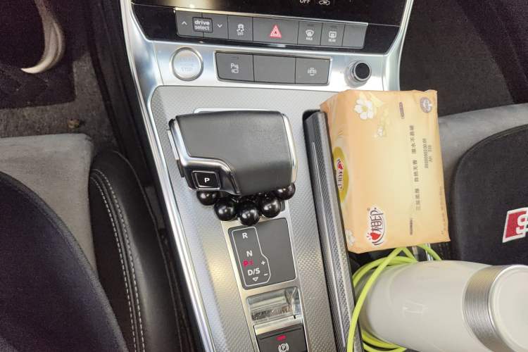 Used Audi A6L New Energy 2020 55 TFSI e quattro Gear Lever