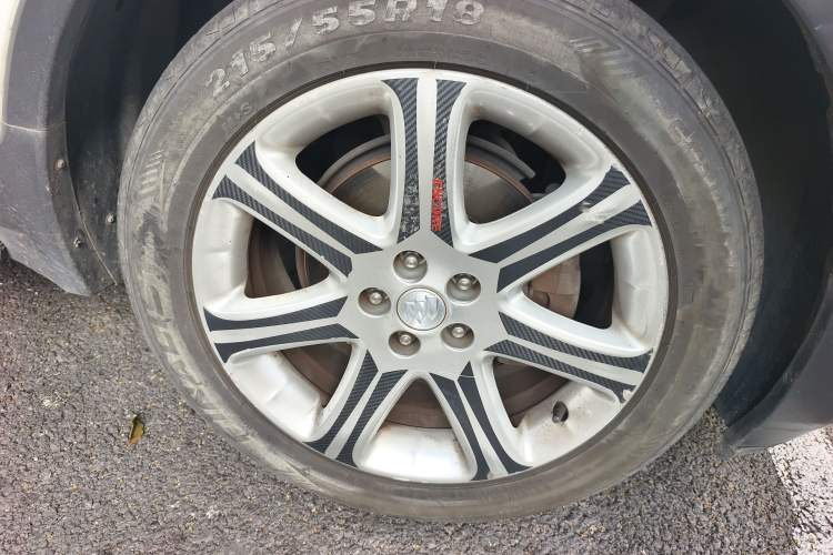 Used Buick Encore 2015 1.4T Automatic Two-Wheel Drive Urban Elite Version
