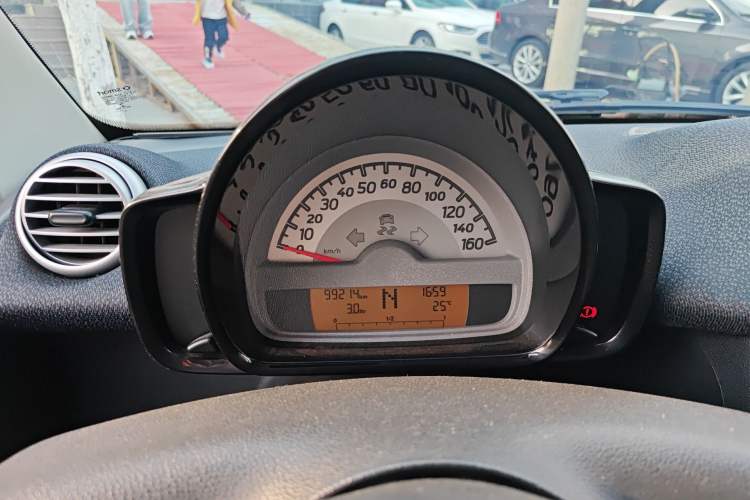 Used smart fortwo 2015 1.0 MHD Comfort Travel Edition
