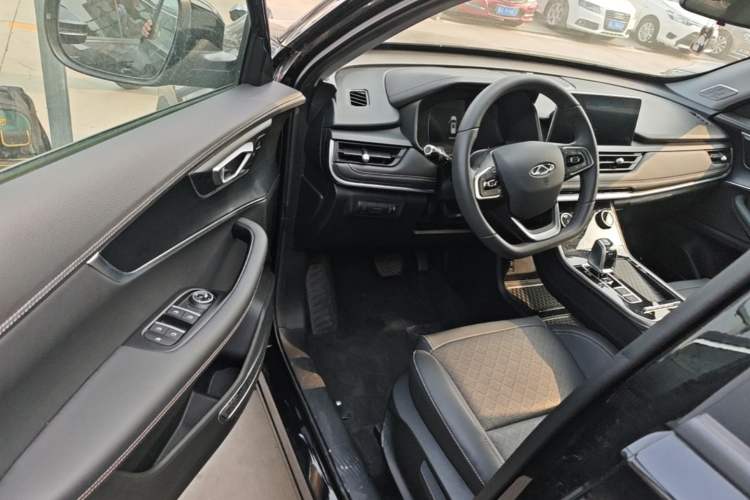 Used Chery Tiggo 8 2024 1.5 TCI Automatic New Dynamic 7-Seater Driver Seat