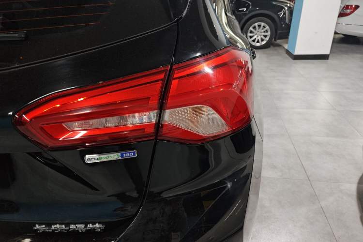 Used Ford Focus 2021 Hatchback EcoBoost 180 Automatic ST Line