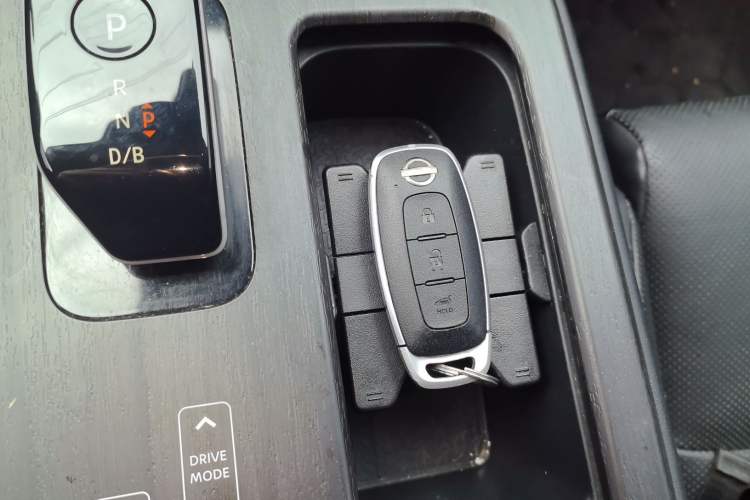 Used Nissan ARIYA 2022 Two-Wheel Drive Long Range Top-Tier Version Interior 1