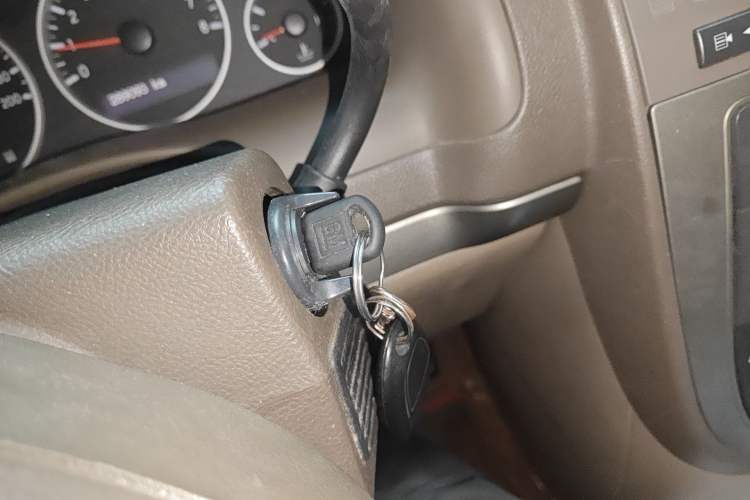 Used Buick GL8 2012 2.4L BASE Comfort Edition
