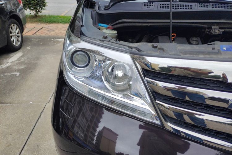 Used Honda Elysion 2015 2.4L VTi-S Prestige Edition Right Front Headlight