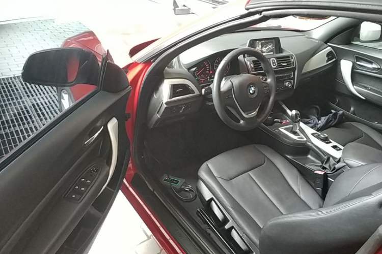 Used BMW 2 Series 2015 218i Convertible Coupe Driver Seat