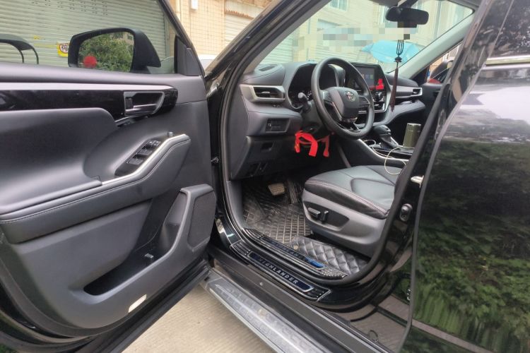 Used Toyota Highlander 2023 2.5L Smart Electric Hybrid Dual-Engine 4x4 Elite Edition 7 Seats Driver Seat