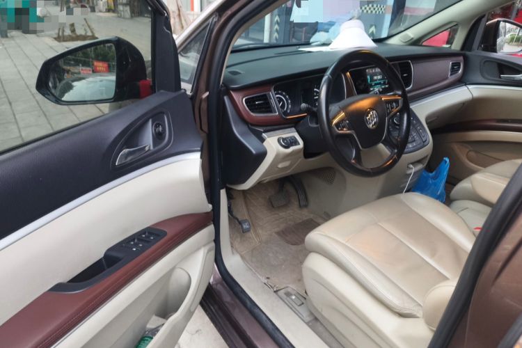 Used Buick GL8 2018 28T Luxury Model China VI Standard
