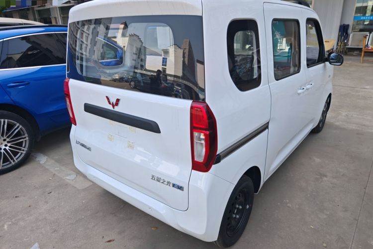 Used Wuling Zhiguang New Energy 2025 Comfort Model