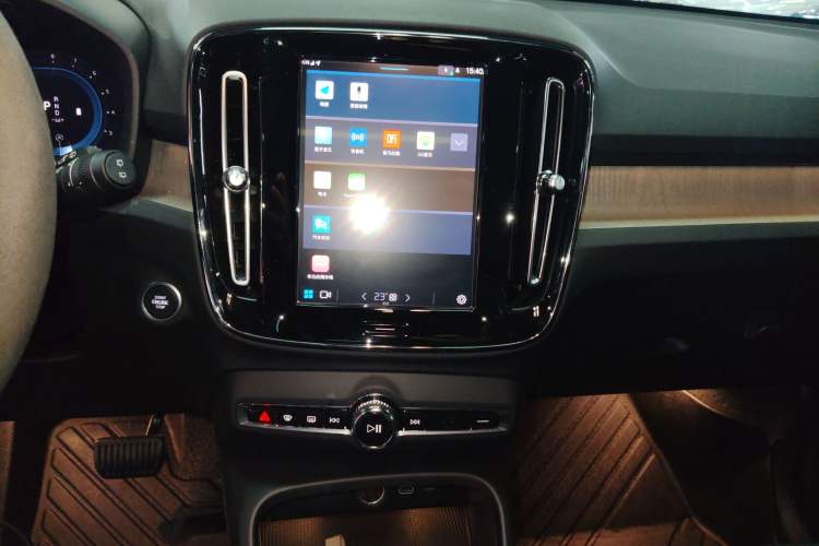 Used Volvo XC40 2023 B3 Zhiyuan Luxury Edition Audio And AC Panel