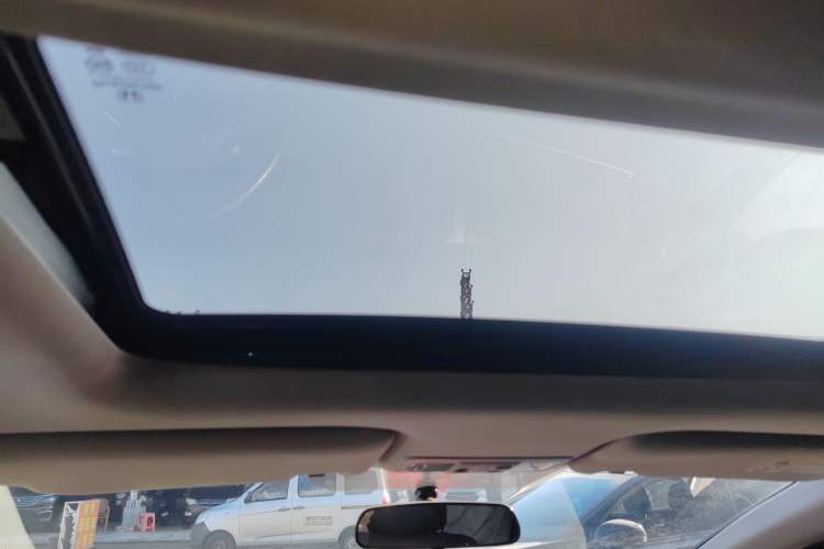 Used Honda Jade 2017 1.8L automatic Comfort version 5 seats
