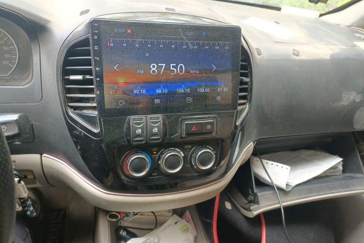 Used FORTHING Lingzhi 2016 M3L 1.6L 7-Seater Standard Model