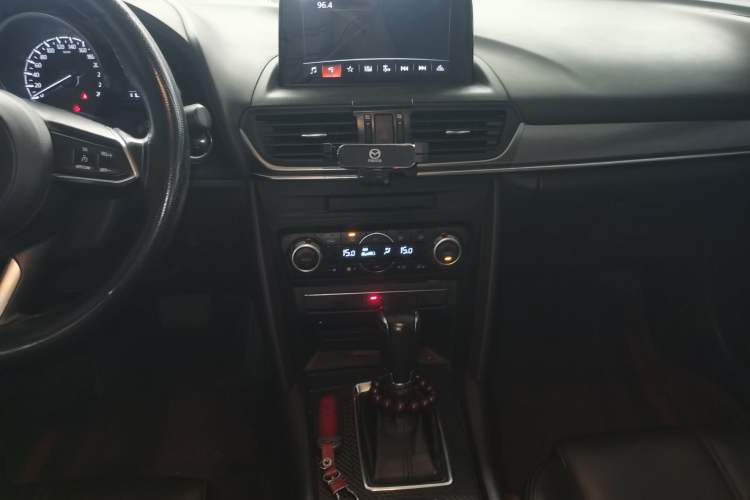 Used Mazda CX-4 2020 2.0L Automatic Two-Wheel Drive Blue Sky Luxury Edition