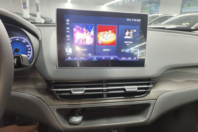 Used Hongqi E-QM5 2023 Revised Version Basic Travel Edition
