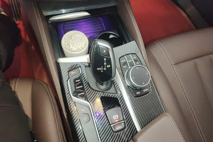 Used BMW 5 Series 2019 Facelifted 525Li Luxury Package Gear Lever