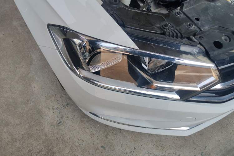 Used Volkswagen Bora 2019 Bora Legend 1.5L Automatic Leading Model China VI Standard Right Front Headlight