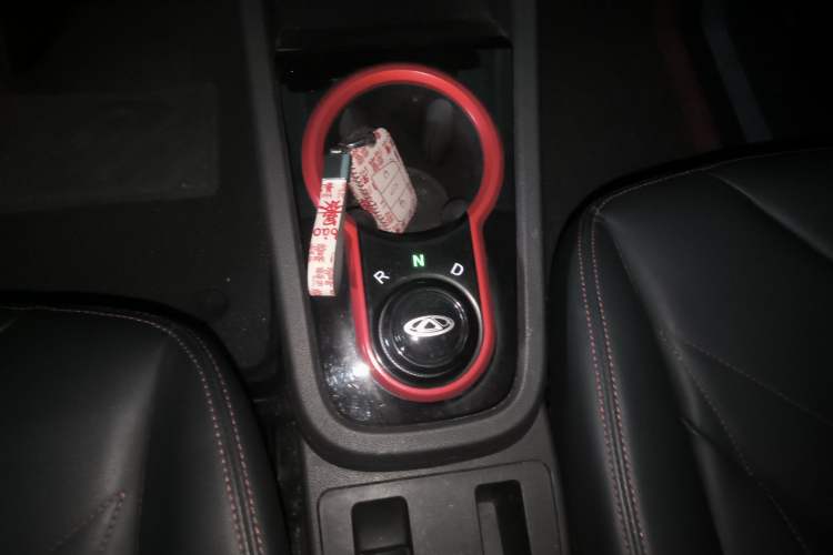 Used Chery QQ Little Ant 2024 251km True Love Edition Gear Lever