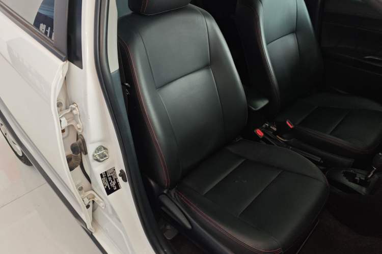 Used Toyota YARiS L Zhi Xuan 2020 X-Trail X 1.5L CVT Leading Edition