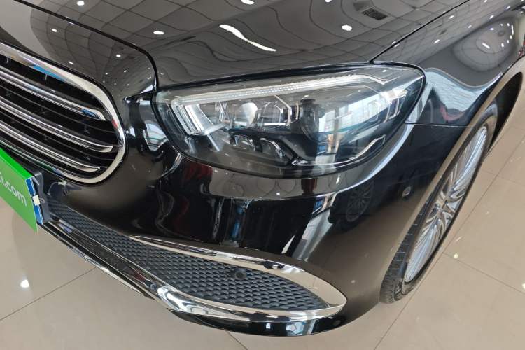 Used Mercedes-Benz E-Class 2023 Updated E 300 L Fashion Edition
