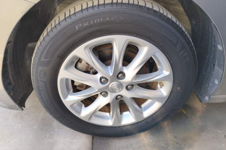 Used Buick GL6 2018 18T 6-Seater Elite Model
