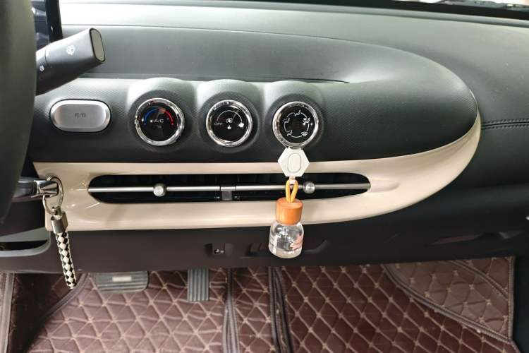 Used Wuling Bingo 2024 203km Light Edition
