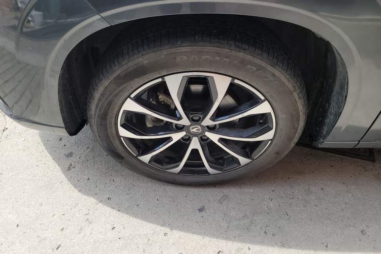 Used CHANGAN UNI-Z New Energy 2024 Blue Whale Smart Electric iDD 125km Beyond Edition
