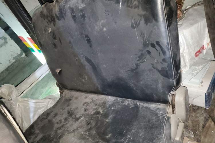 Used BAIC Weiwang 306 2011 1.3L base model 7 seats
