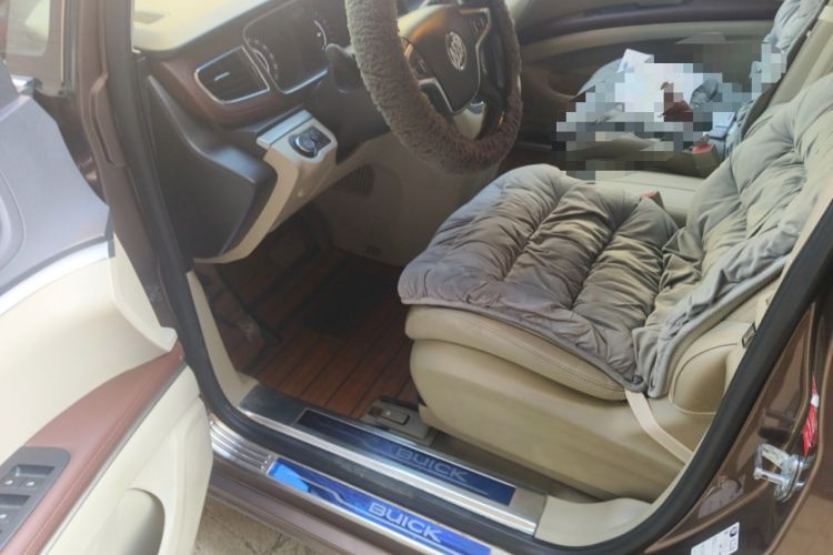 Used Buick GL8 2018 28T Luxury Model China VI Standard