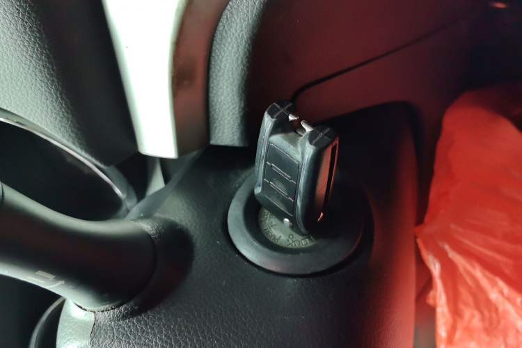 Used Venucia T70 2015 1.6L Manual Ruixing Edition Vehicle Key