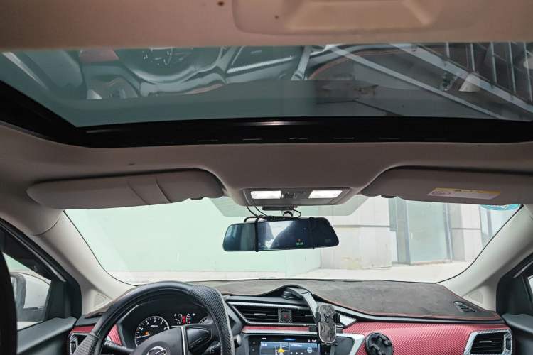 Used Nissan Lannia 2019 1.6L CVT Smart Connect Smart Cool Version China V Standard Headliner