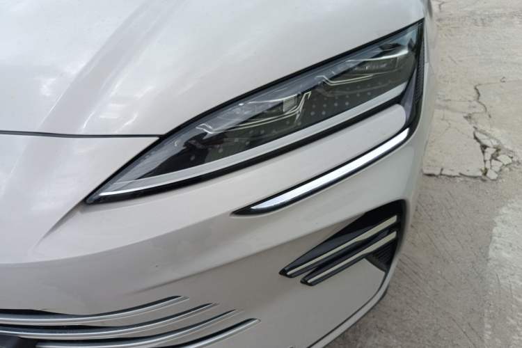 Used BYD Song PLUS New Energy 2025 DM-i 112KM Prestige Model
