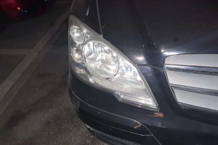 Used Mercedes-Benz Viano 2015 3.0L Partner Edition
