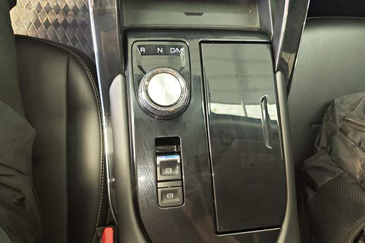 Used Haval H6 2024 1.5T Two-Wheel-Drive Classic Edition
