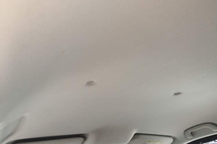 Used Haima V70 2016 1.5T Automatic "Comfort & Enjoyment" 6-Seater Headliner