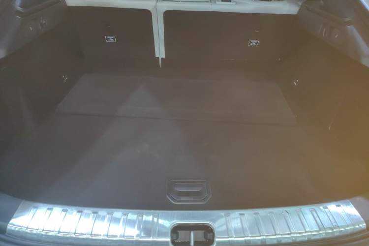 Used Zeekr 001 2023 WE Edition 86 kWh Trunk