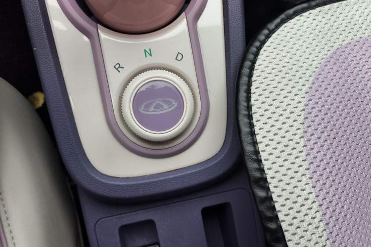 Used Chery Little Ant 2022 Me 301km Romance Phosphate Lithium-Iron Gear Lever