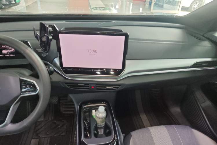 Used Volkswagen ID.4 CROZZ 2025 Pure Edition
