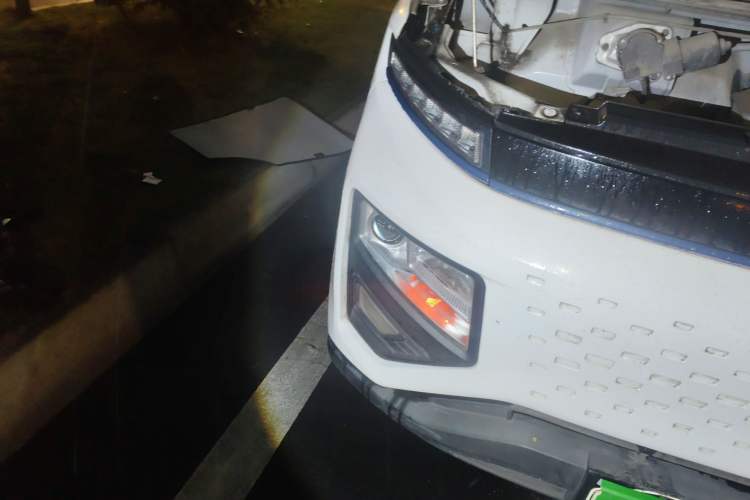 Used Farizon Xingxiang V 2022 Star Enjoy V6E Long Wheelbase Guoxuan 38.7 kWh Right Front Headlight