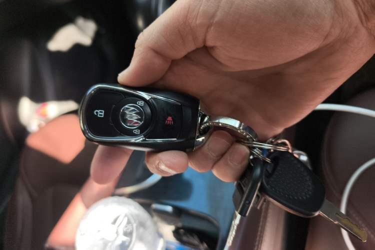 Used Buick Envision 2021 532T Two-Wheel-Drive Elite Version
