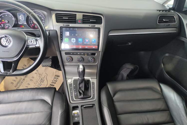 Used Volkswagen Golf 2016 230TSI Automatic Luxury Version