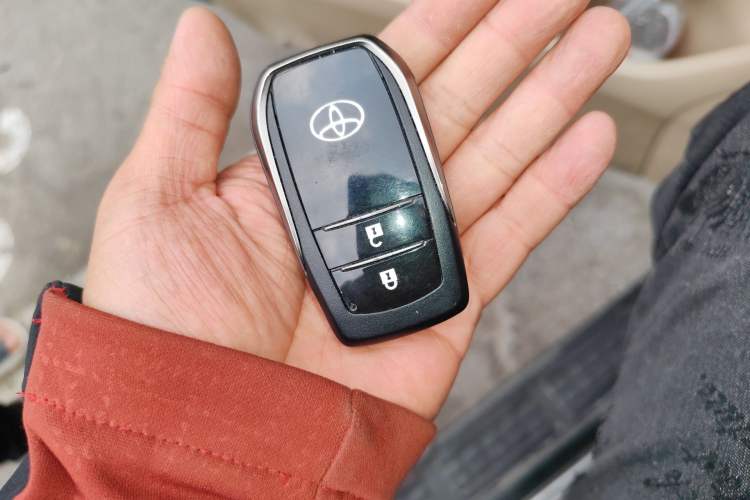 Used Toyota Land Cruiser 
