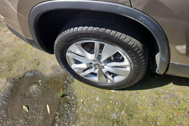 Used Skoda Kodiaq 2018 Facelifted TSI330 5-Seater Two-Wheel-Drive Luxury Enjoyment Edition Right Rear Wheel Hub