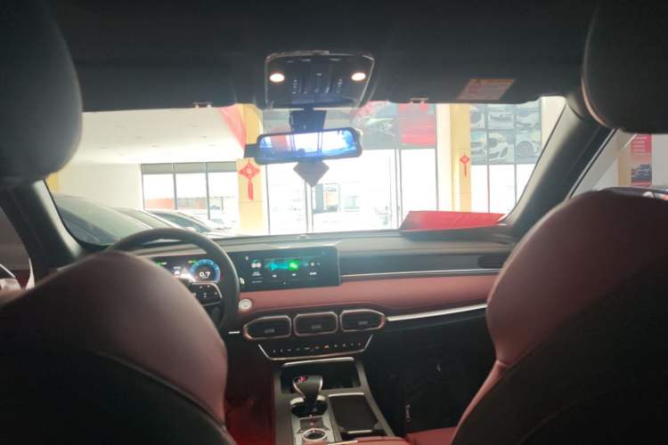 Used JETOUR X70 PLUS 2023 1.5T DCT Ziqiang PRO 5-Seater
