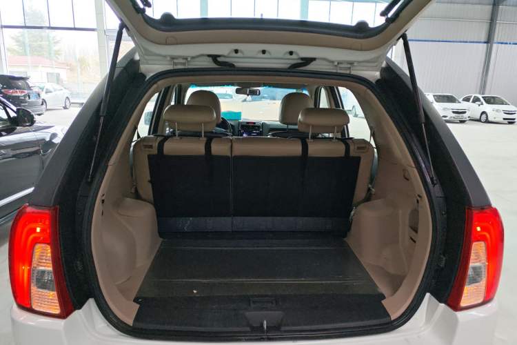 Used Kia Sportage 2013 2.0L Manual Two-Wheel Drive GL Trim