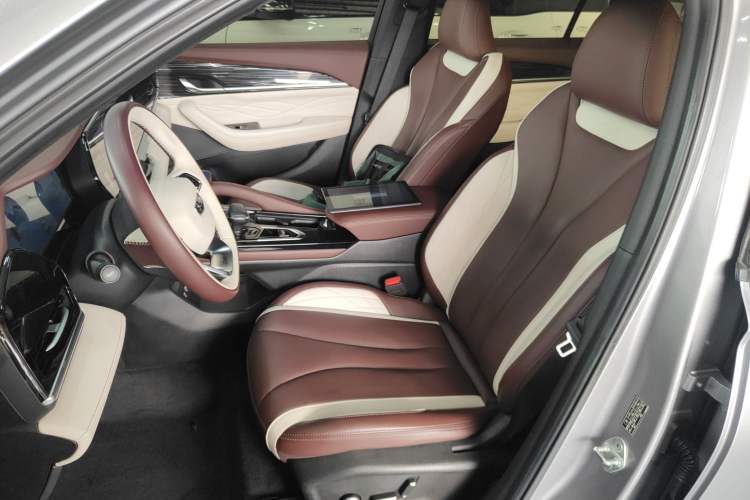 Used Geely Auto Monjaro L 2021 2.0TD DCT EVO Two-Wheel Drive Prestige Version
