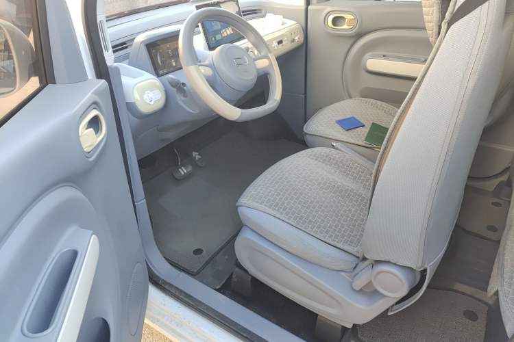 Used Bestune Pony 2025 222km Range Agile Horse Driver Seat